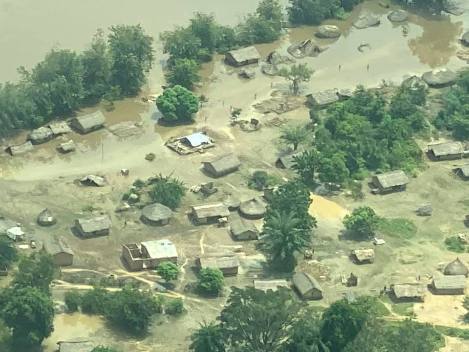 SURVOL DES ZONES AFFECTÉES PAR LES RÉCENTES INONDATIONS DANS BANGUI ET PROVINCES.