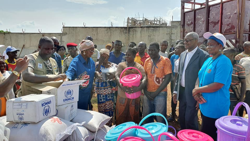 LES SINISTRÉS DE L'ÎLE MBONGOSSOUA EN TRANSITION SUR LE SITE DE L'OMNISPORT SONT RAMENÉS SUR LE SITE AMÉNAGÉ DE SOCADA